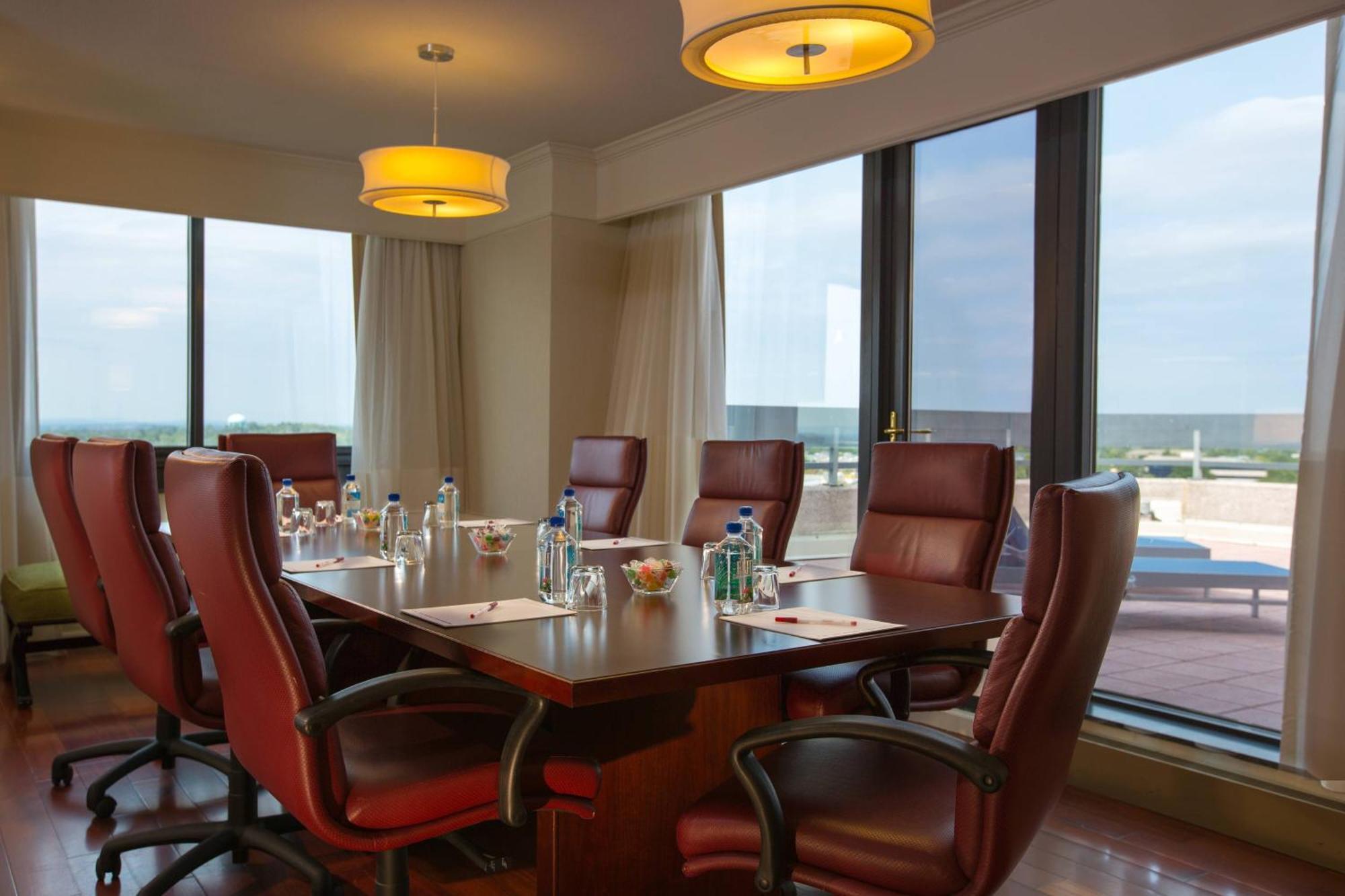 Washington Dulles Marriott Suites Herndon Buitenkant foto