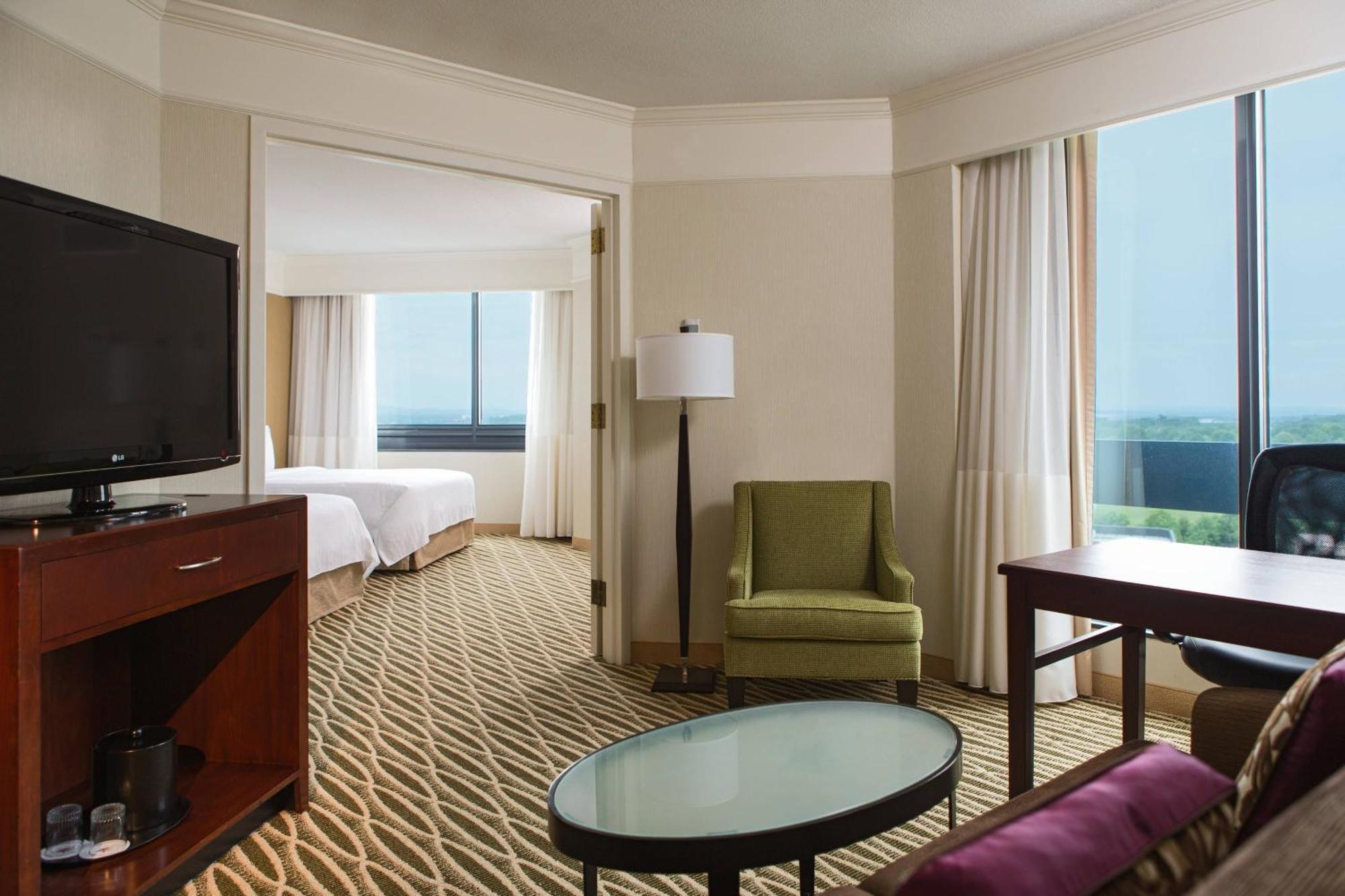 Washington Dulles Marriott Suites Herndon Buitenkant foto